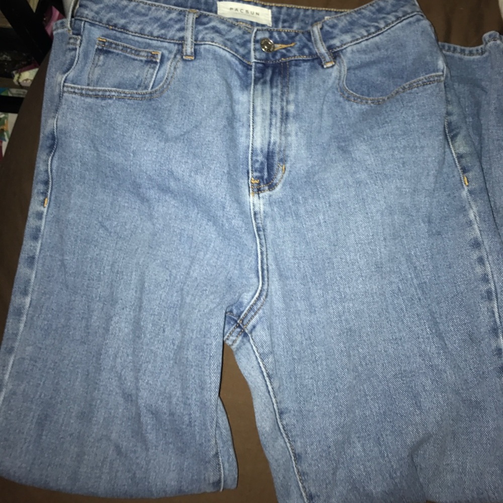 Mom Jeans PacSun